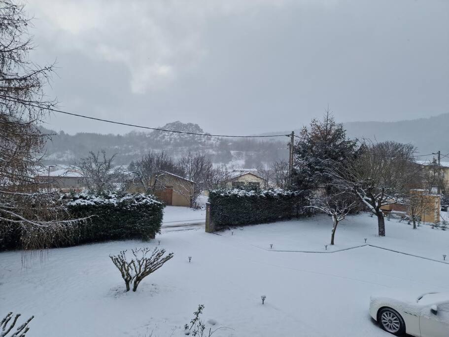 Gite L'Enclos O Rendez-Vous Roquefeuil-Pays De Sault- Avec Jardin Экстерьер фото