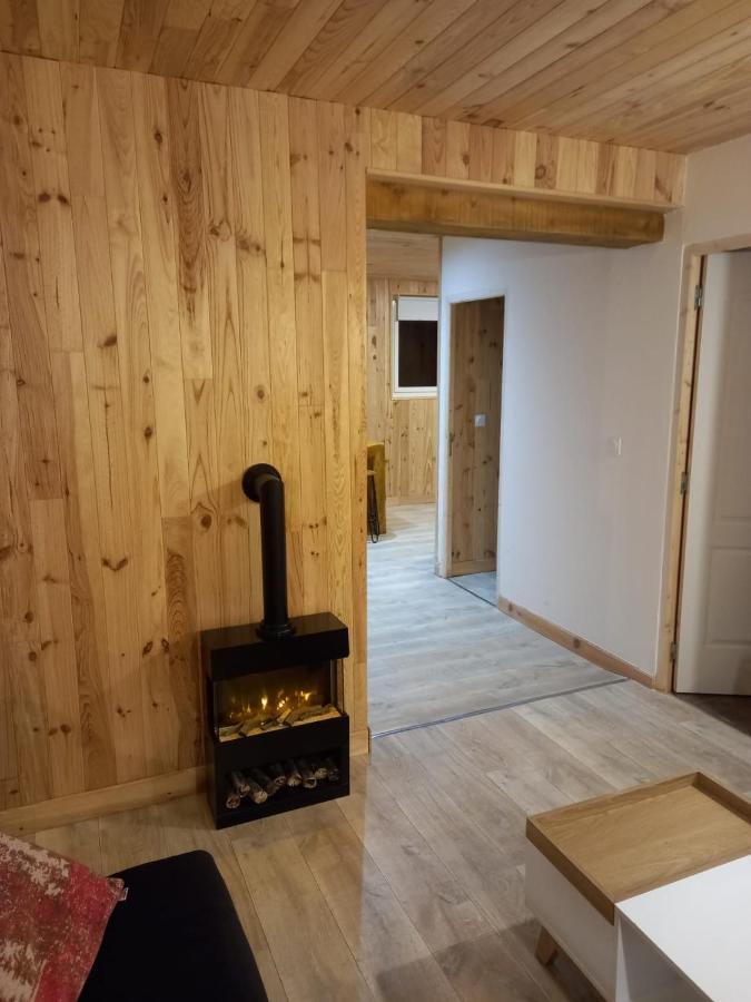 Gite L'Enclos O Rendez-Vous Roquefeuil-Pays De Sault- Avec Jardin Экстерьер фото